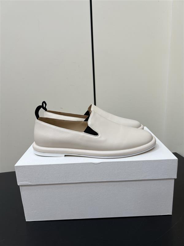 2025112812814724 290